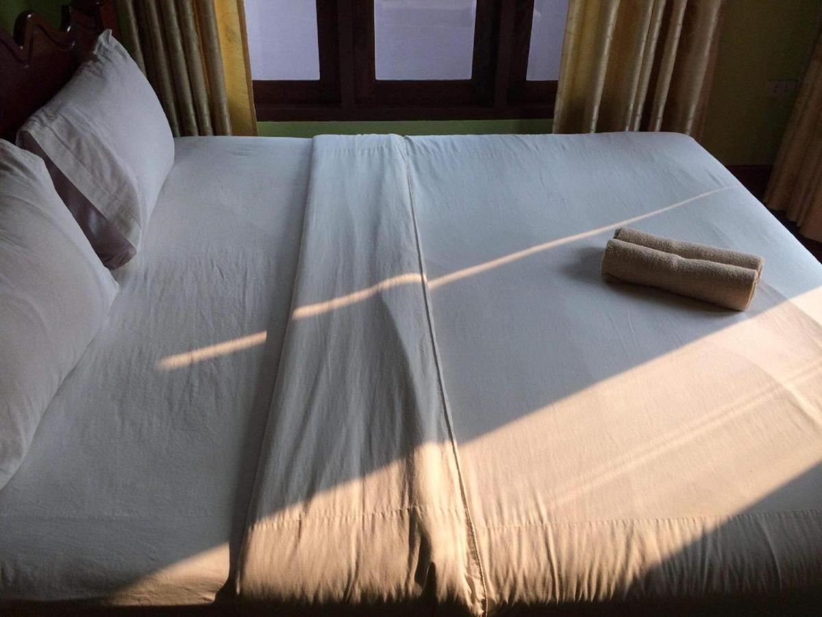 Vang Vieng Mountain View Hotel ภายนอก รูปภาพ
